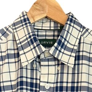 Orvis Men’s White and Navy Plaid Long-Sleeve Button-Down Shirt Wrinkle-free